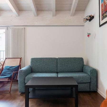 Cozy Apartment Near Central Station Milan Exterior photo