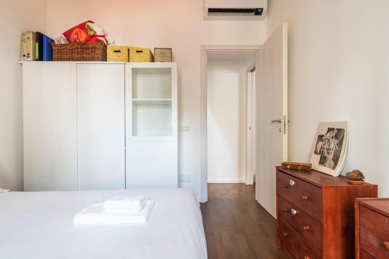 Cozy Apartment Near Central Station Milan Exterior photo