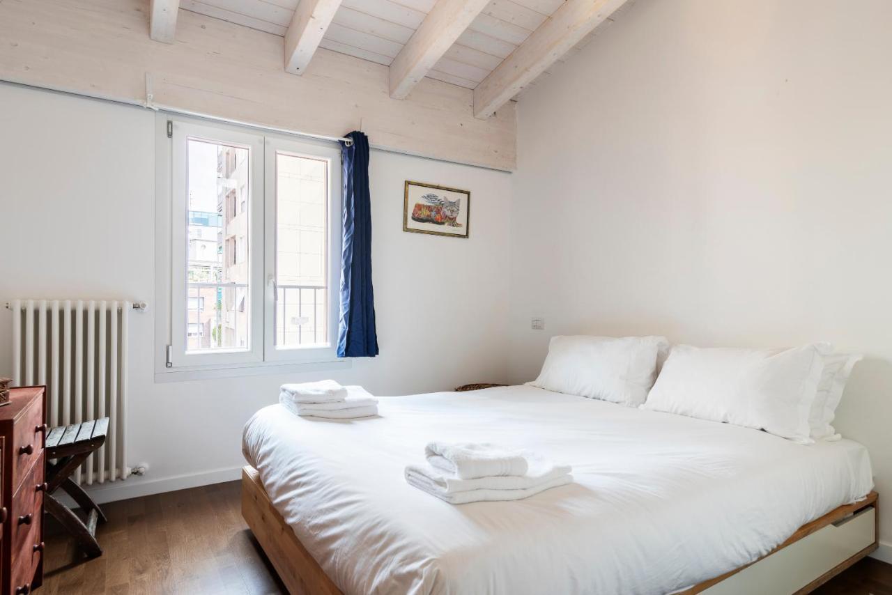 Cozy Apartment Near Central Station Milan Exterior photo